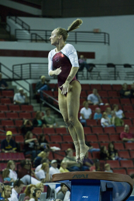 08NCAA1S1D_0015